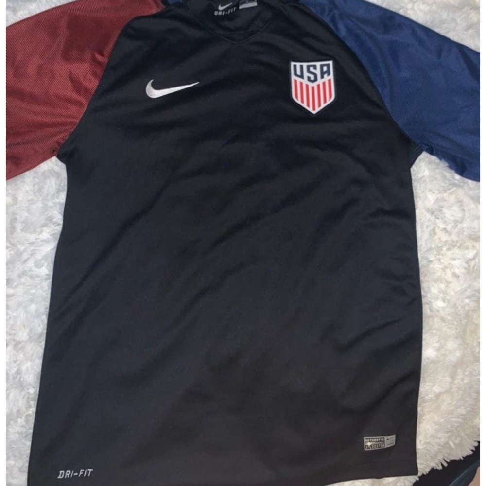 NEW Nike USA Jersey